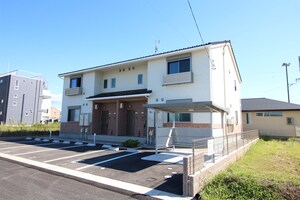 リーブルエレナ外観写真