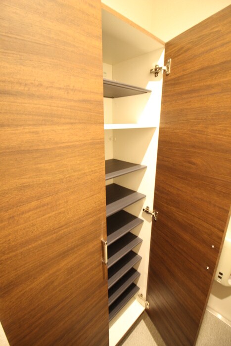 物件内観写真16　(靴箱)