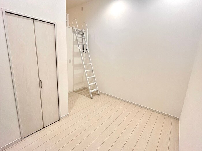 物件内観写真8　(居室)