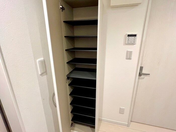 物件内観写真17　(靴箱)