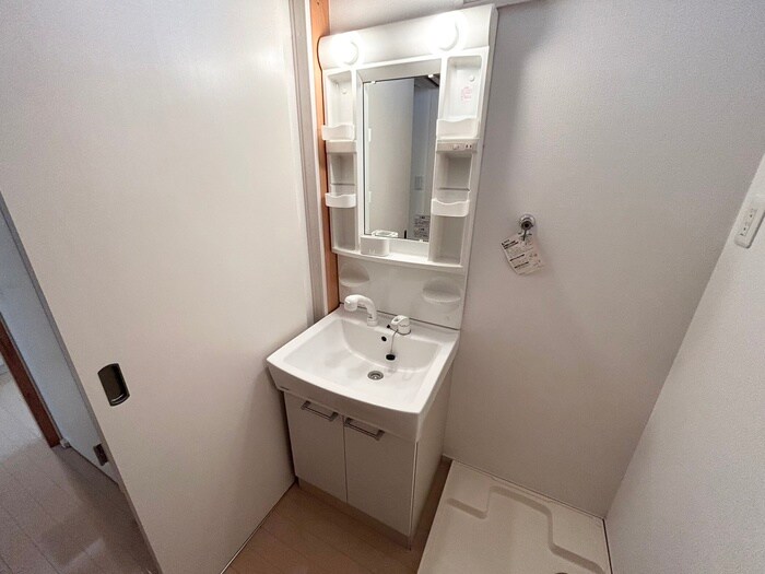 物件内観写真11　(洗面)