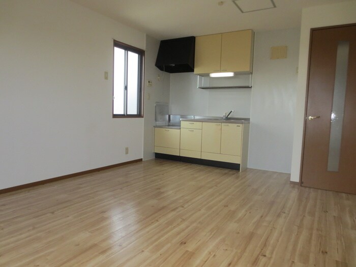 物件内観写真5　(居室)