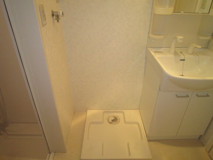 物件内観写真11　(廊下)