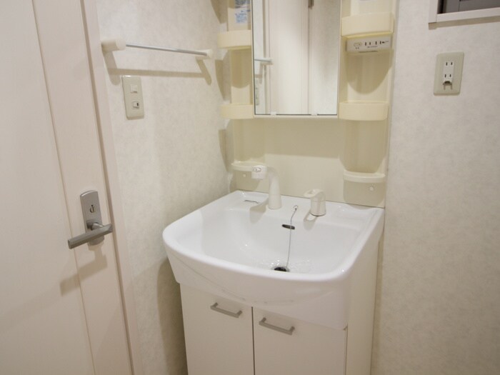 物件内観写真11　(洗面)