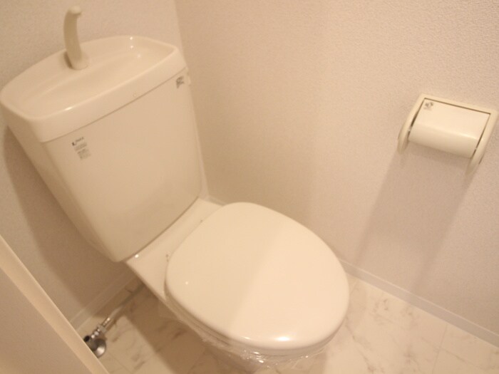 物件内観写真13　(トイレ)