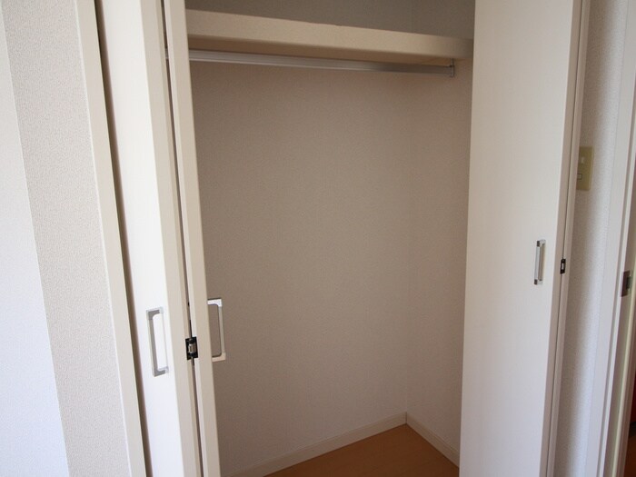 物件内観写真14　(収納)