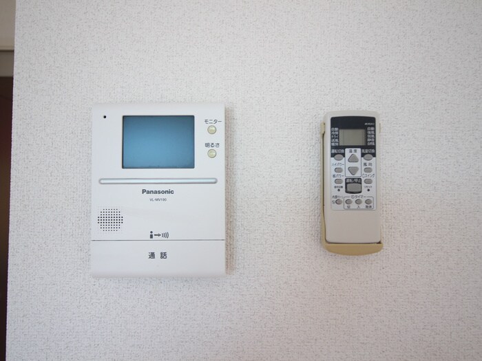 物件内観写真15　(廊下)