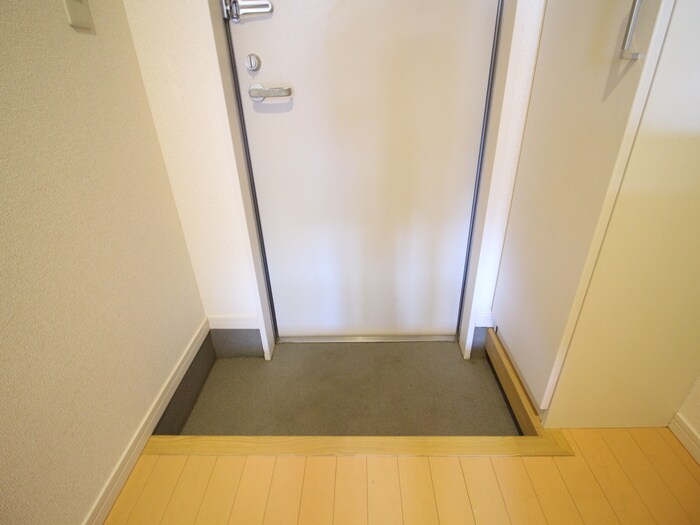 物件内観写真20　(玄関)