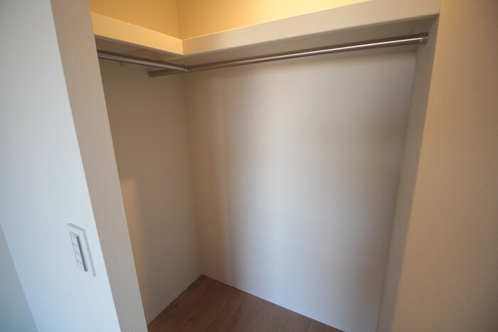 物件内観写真18　(収納)