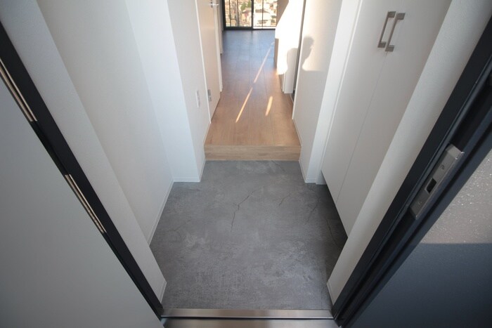 物件内観写真20　(玄関)