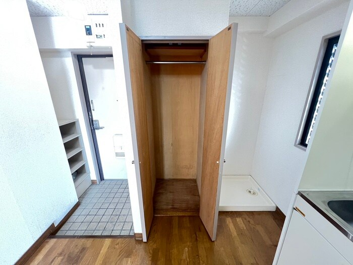 物件内観写真8　(収納)