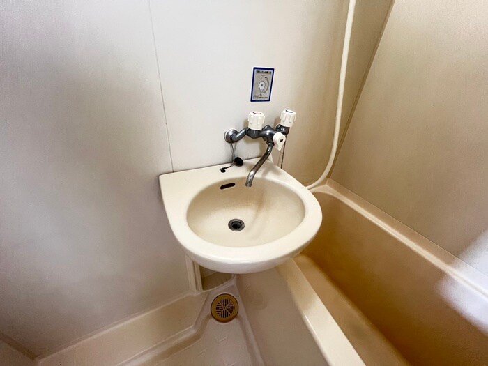 物件内観写真10　(洗面)