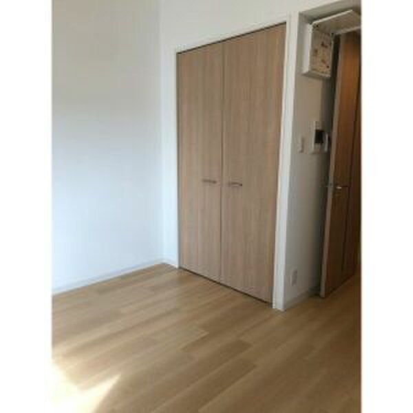 物件内観写真9　(収納)