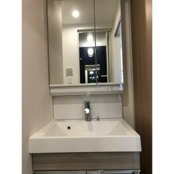 物件内観写真12　(洗面)