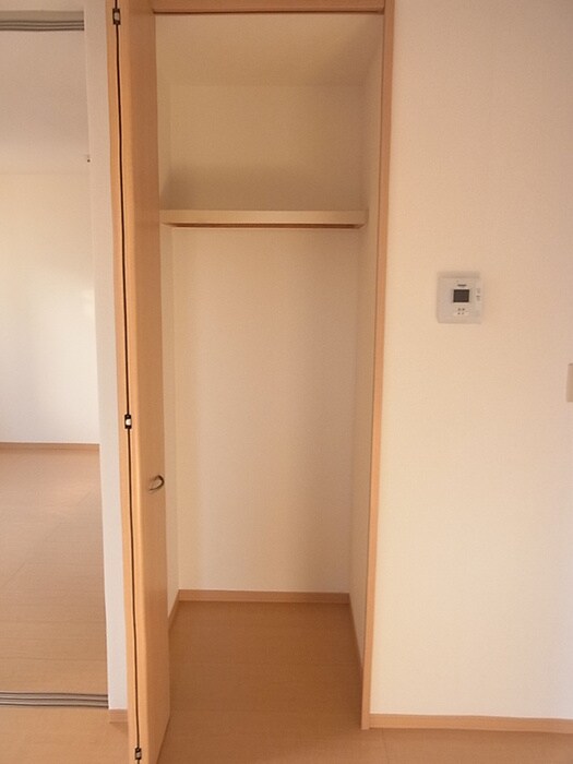 物件内観写真10　(収納)
