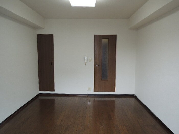 物件内観写真5　(居室)