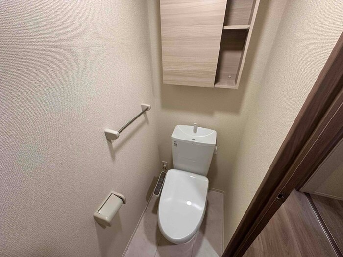 物件内観写真12　(トイレ)