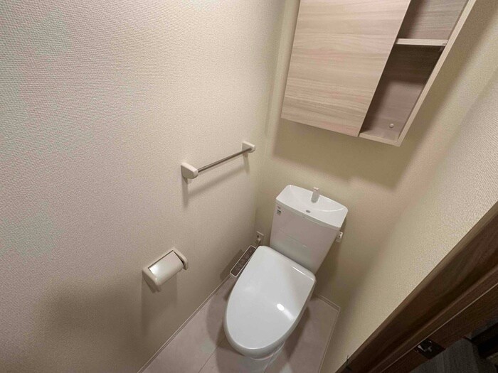 物件内観写真15　(トイレ)