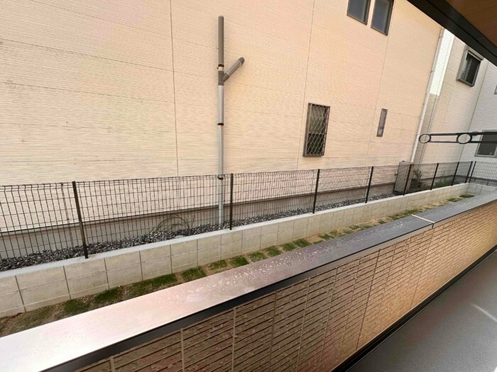 物件内観写真18　(室内からの展望)