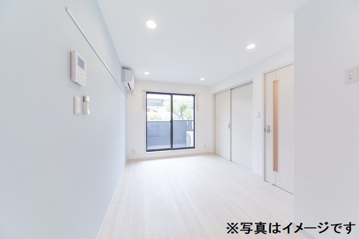 物件内観写真2　(居室)