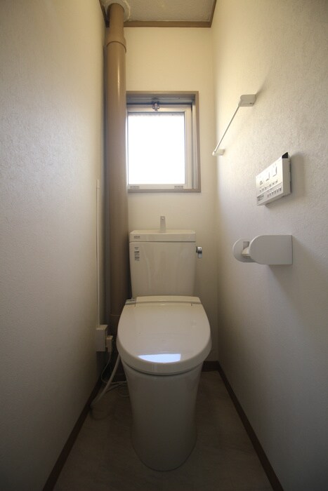 物件内観写真12　(トイレ)