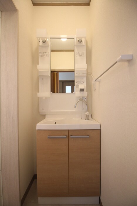 物件内観写真13　(洗面)