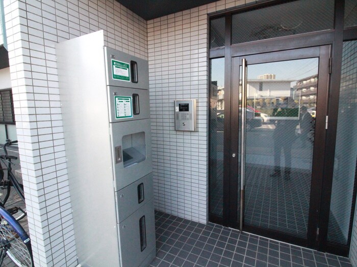 物件外観写真4　(建物設備)