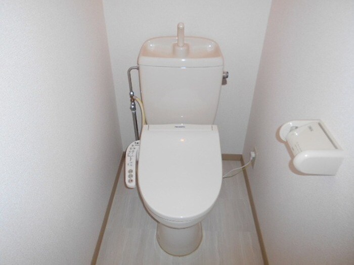 物件内観写真5　(トイレ)