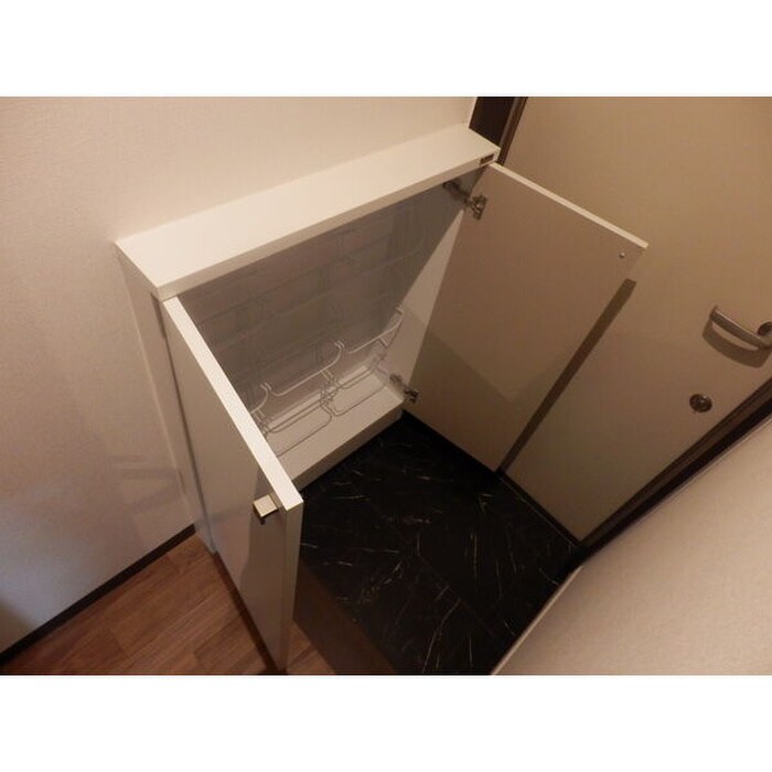 物件内観写真20　(靴箱)