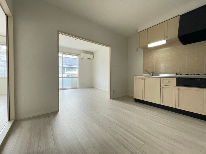 物件内観写真7　(居室)