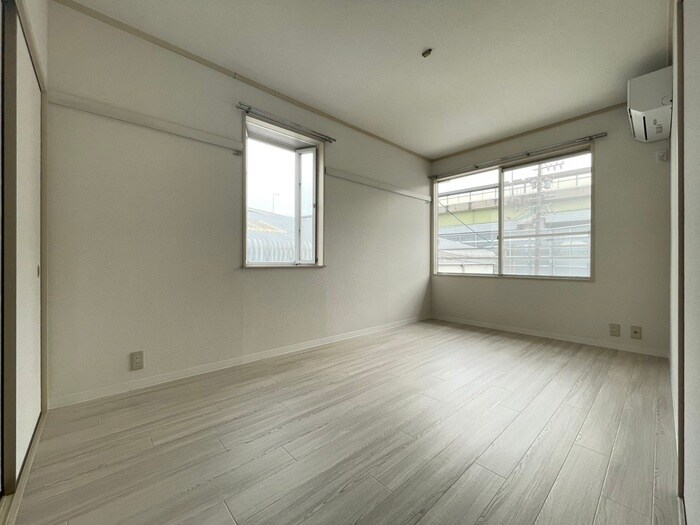 物件内観写真15　(居室)