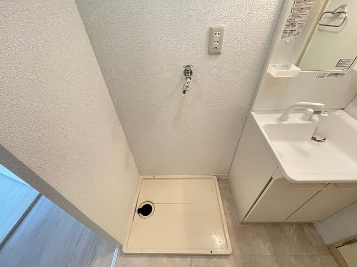 物件内観写真19　(洗濯機置場)