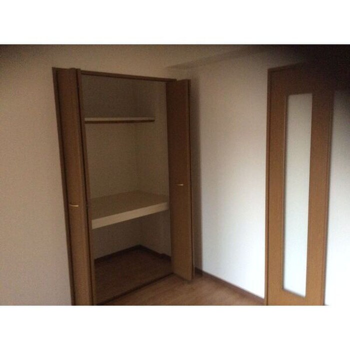 物件内観写真11　(収納)