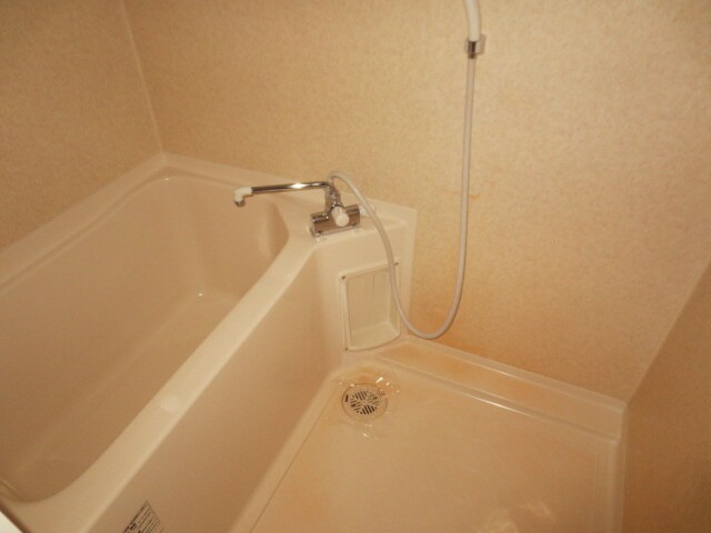 物件内観写真12　(バス／シャワールーム等)