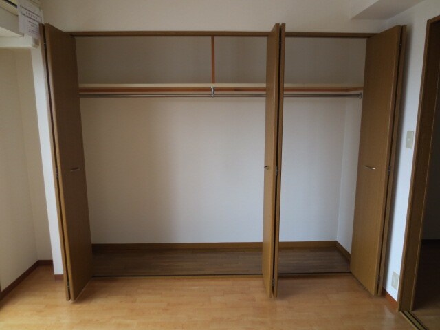 物件内観写真14　(収納)