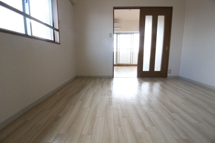 物件内観写真16　(居室)