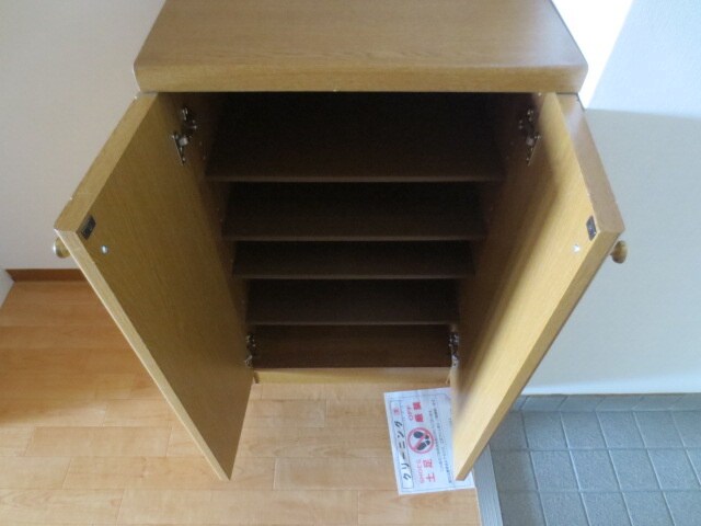 物件内観写真16　(靴箱)