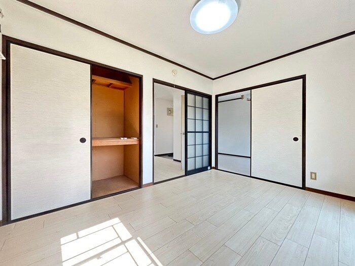 物件内観写真7　(居室)