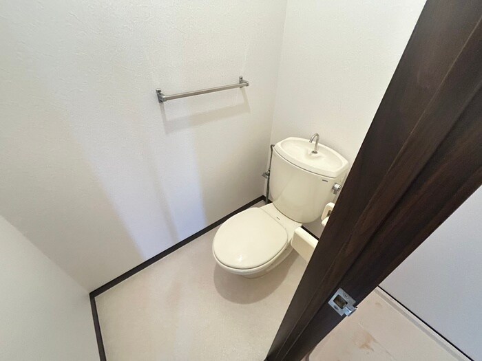 物件内観写真11　(トイレ)