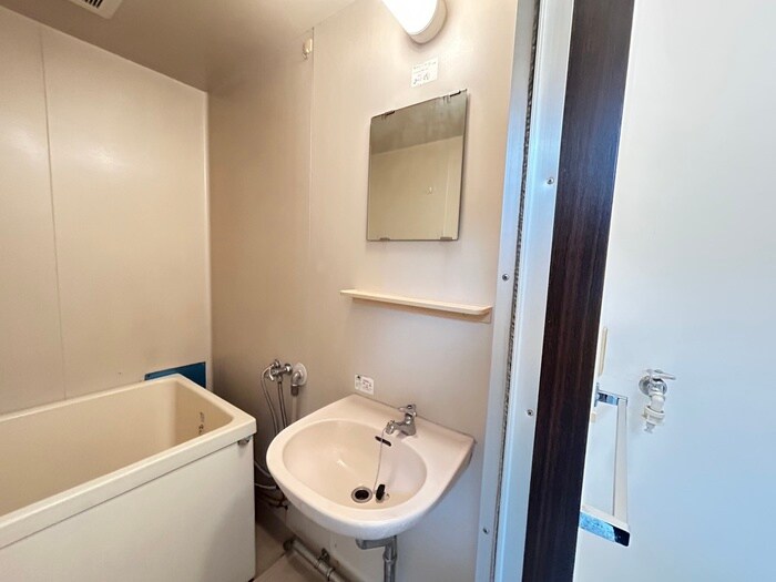 物件内観写真12　(洗面)