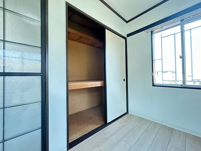 物件内観写真13　(収納)