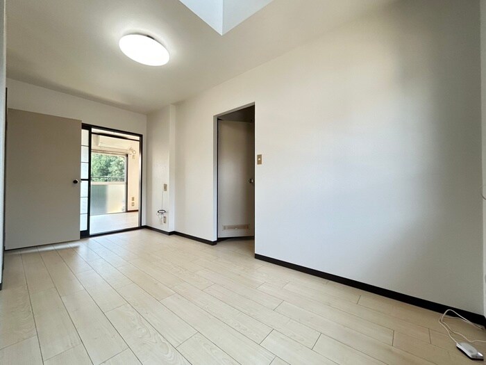 物件内観写真17　(居室)