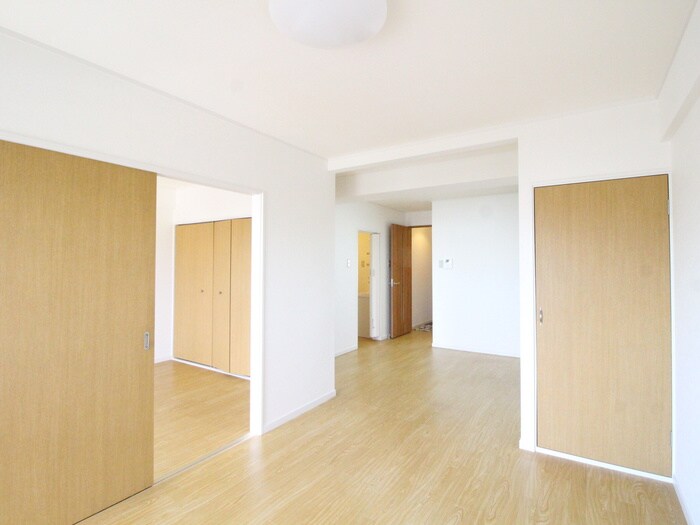 物件内観写真8　(居室)