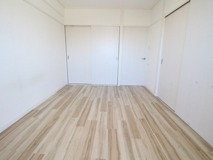 物件内観写真10　(居室)