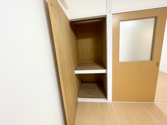 物件内観写真10　(収納)