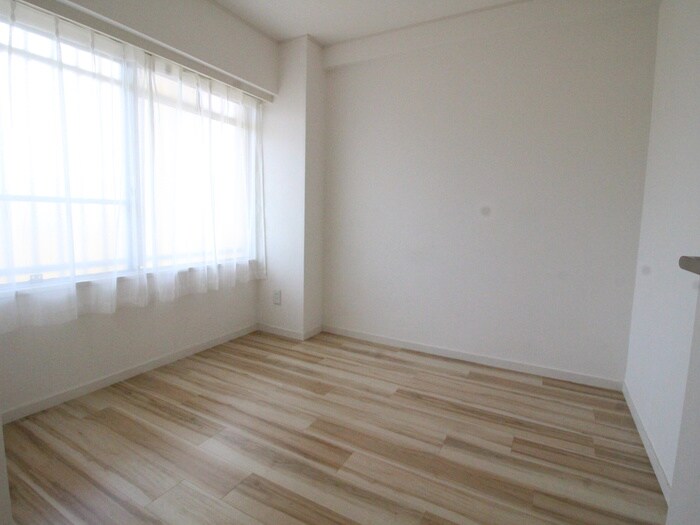 物件内観写真16　(居室)