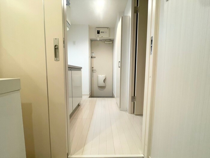 物件内観写真19　(廊下)