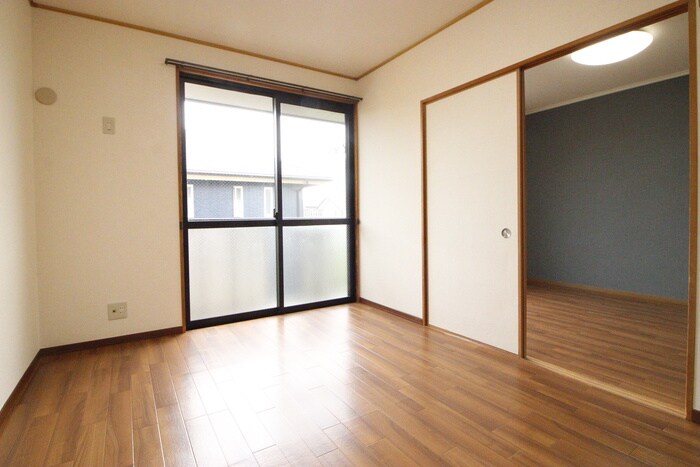 物件内観写真8　(居室)