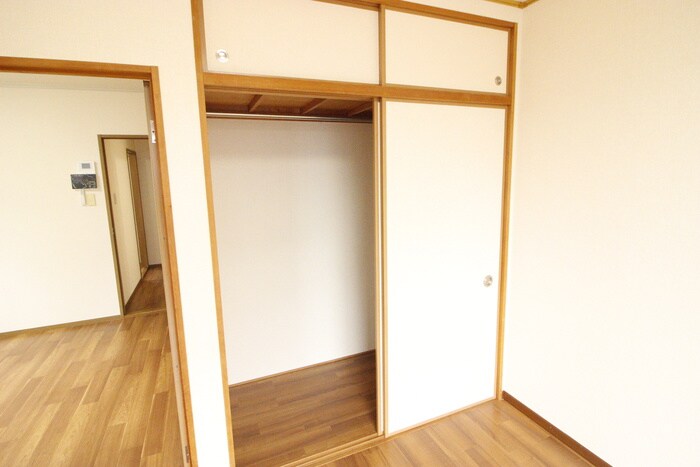 物件内観写真10　(収納)