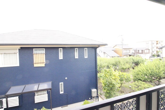 物件内観写真22　(室内からの展望)